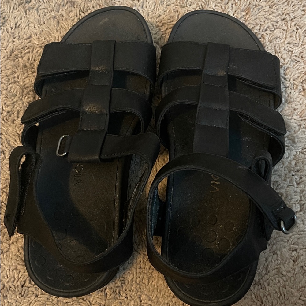 Vionic Black Sandals